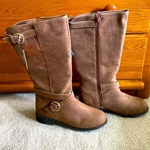 Brown boots with gold accents
